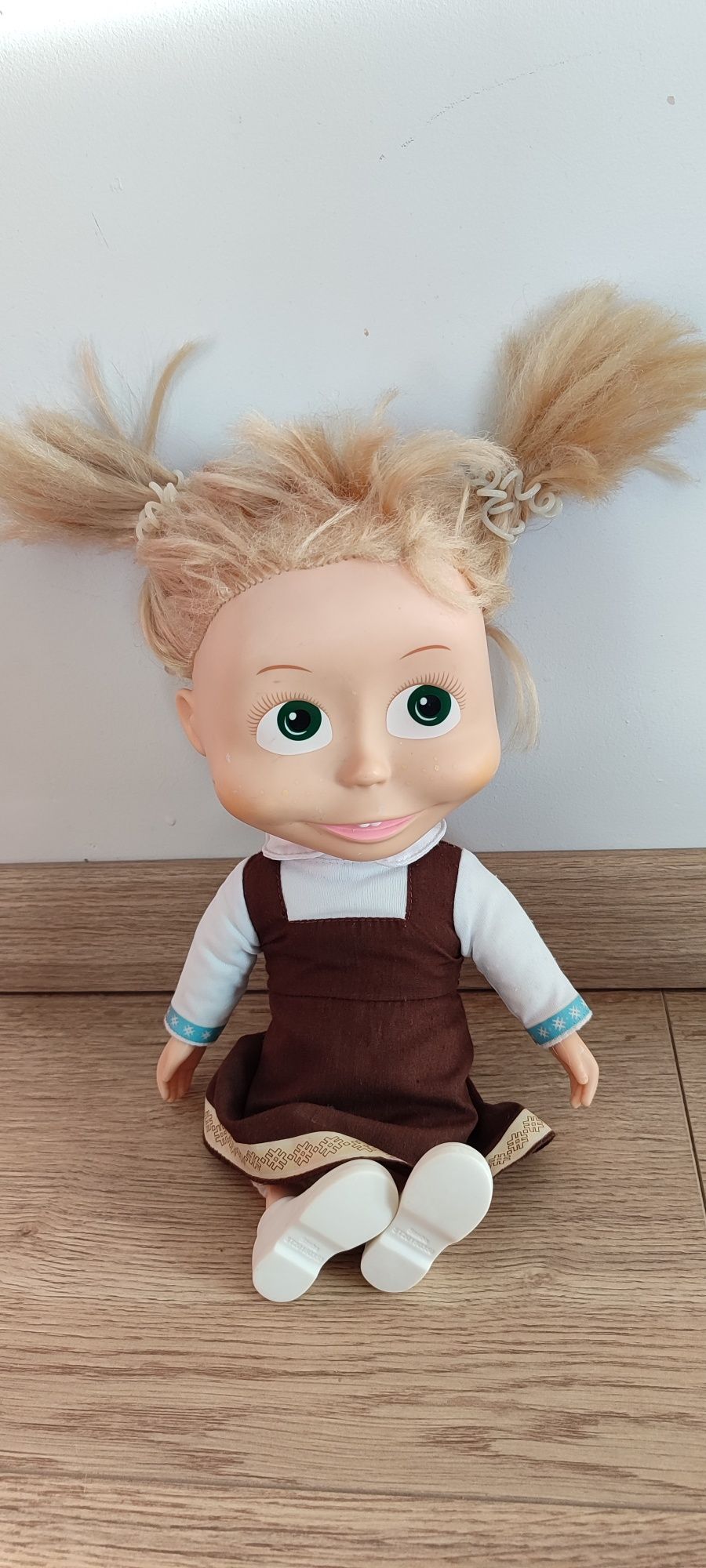 Śpiewająca lalka SIMBA Masza ok. 35 cm