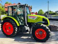 Claas Axos 330  Claas Axos 330, 2014 rok, 4400 cm3 PERKINS 4 cylindry, pneumatyka, 92K