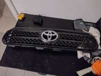 Grill atrapa toyota rav 4