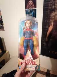 Captain Marvel Figura