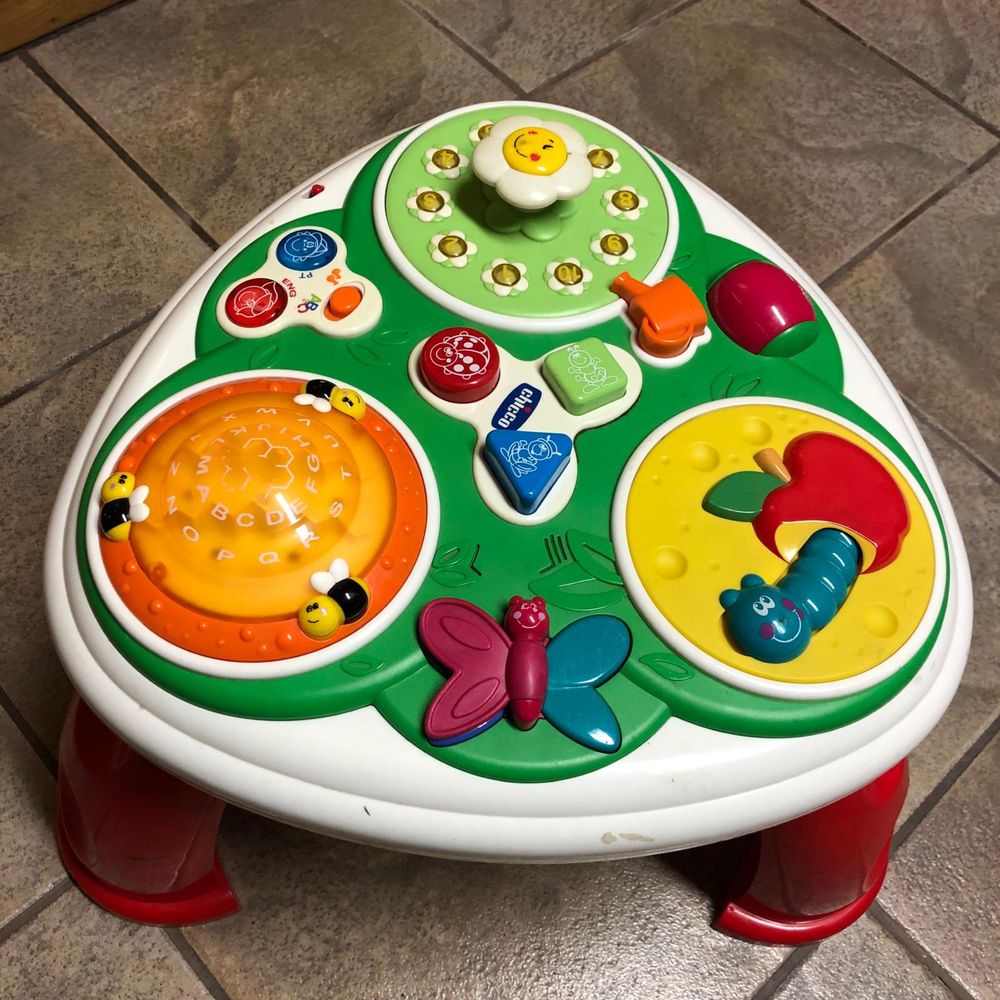Mesa atividade Chicco
