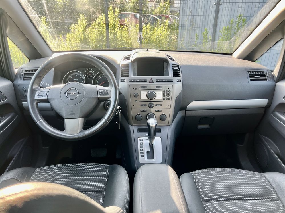 Opel Zafira 1.9 CDTI * Automat * 7-Osob * Klima * 2007 * Alu* Super St