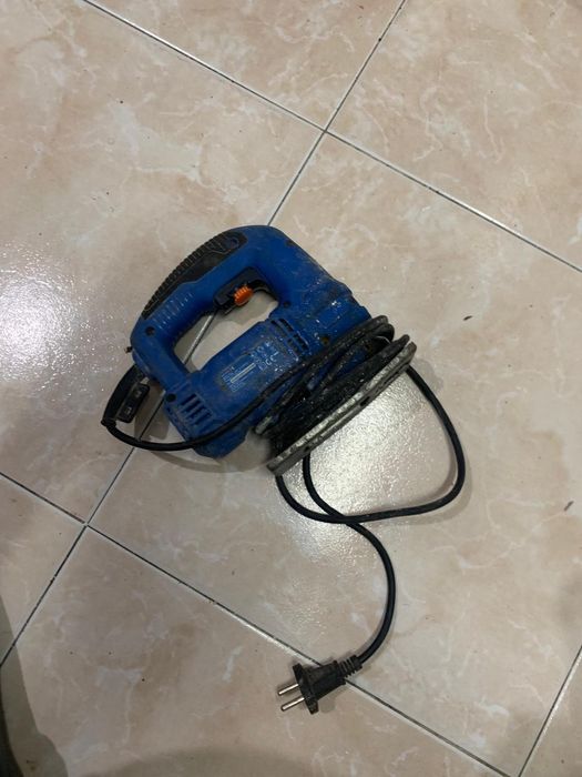 Serra Tico-Tico Elétrica -- Funciona na Perfeição