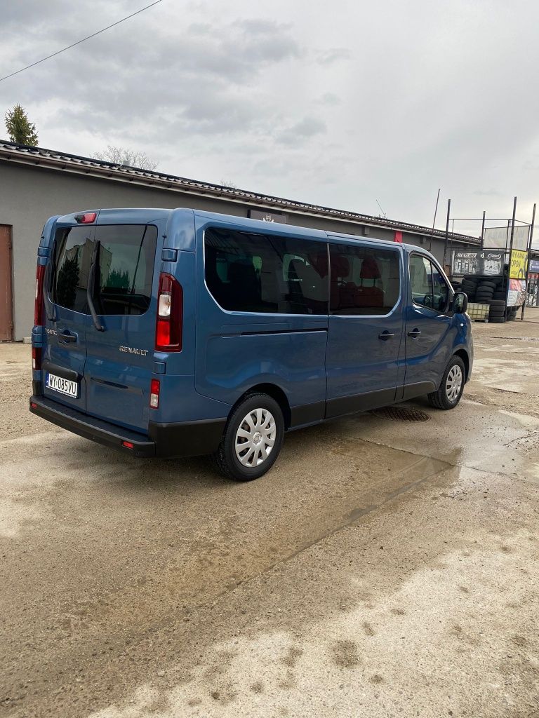 Wypożyczalnia Wynajem Busów 9 osobowych i osobówek krótko i długotermi