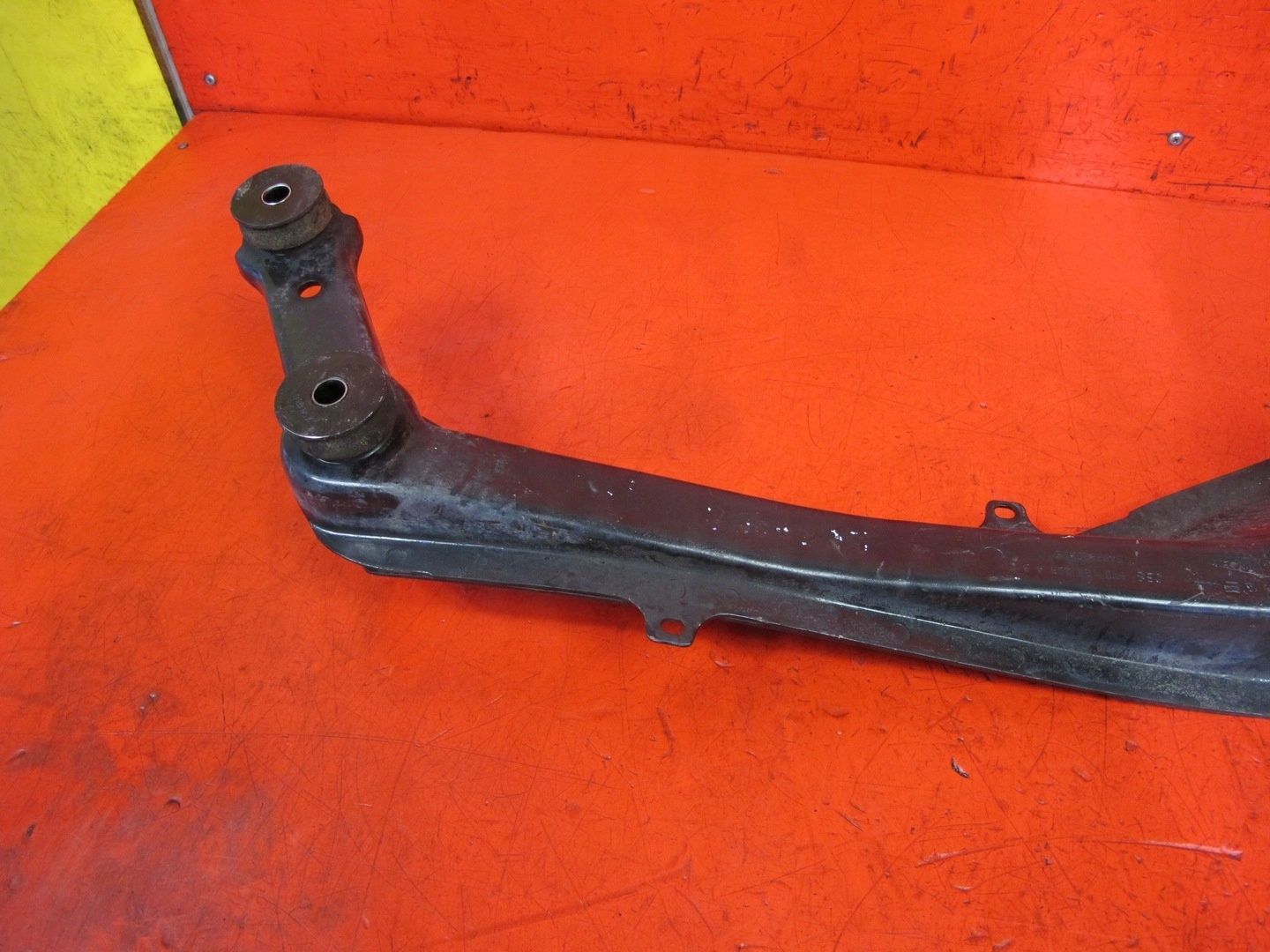 SEAT CORDOBA I 99- IBIZA II BELKA PODPORA SILNIKA