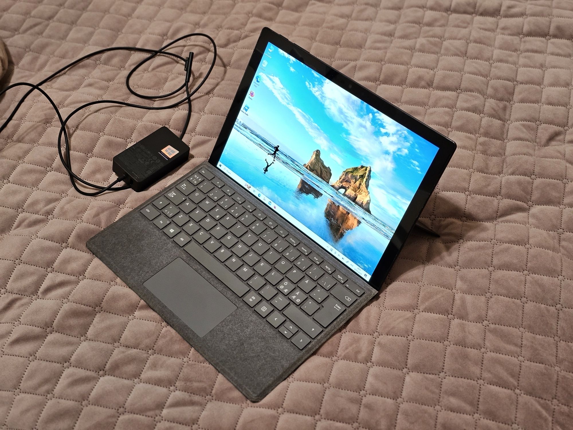 Microsoft Surface PRO 7 [256GB] Ідеал ноутбук планшет surface pro7 pro