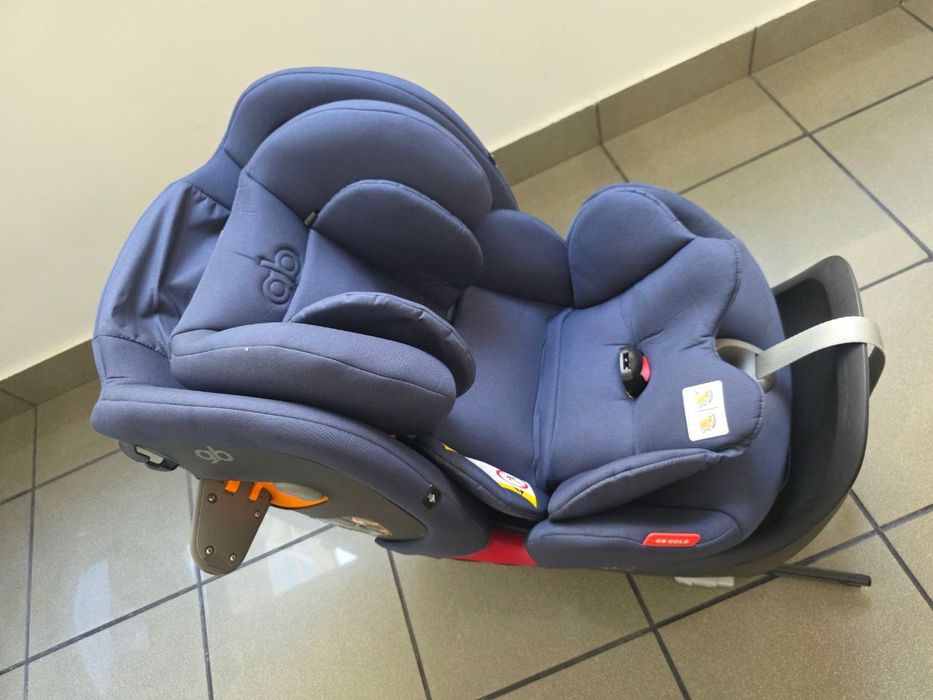 Cadeira Auto GB Gold Uni-All dos 0 aos 12 anos com Isofix e forra