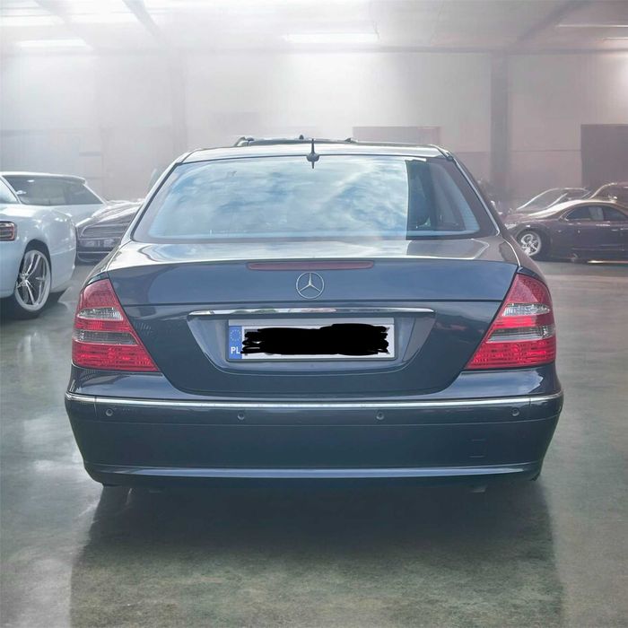 Mercedes-Benz  Daimlerchrysler E320 niebieski skóra 2002r