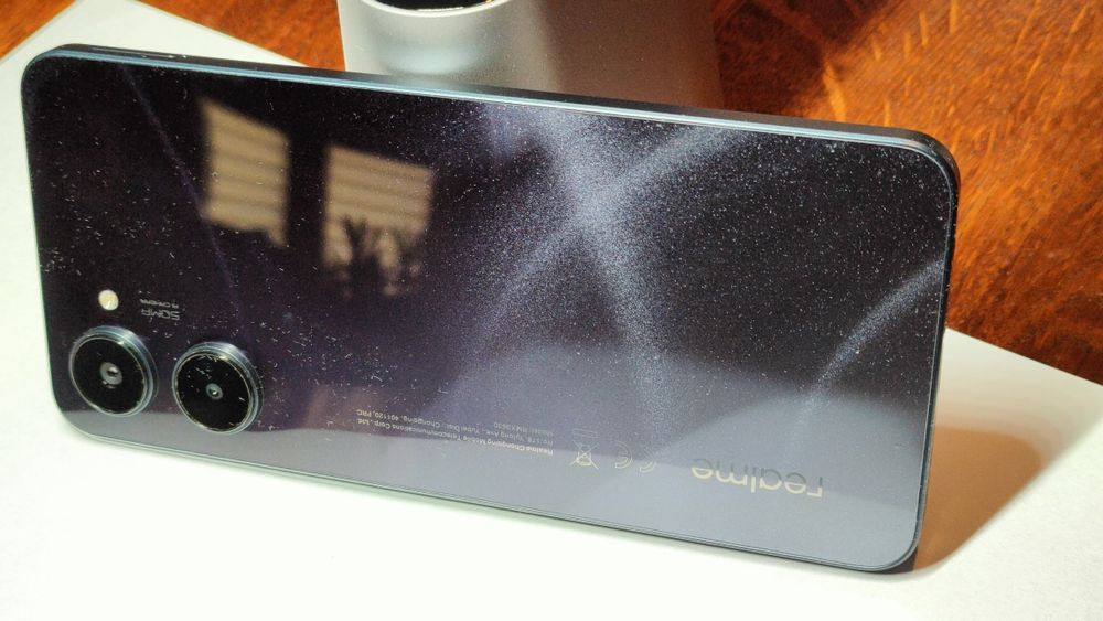 realme 10 8/128GB Rush Black + 3 etui