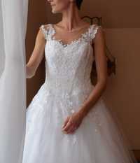 suknia ślubna r. 36