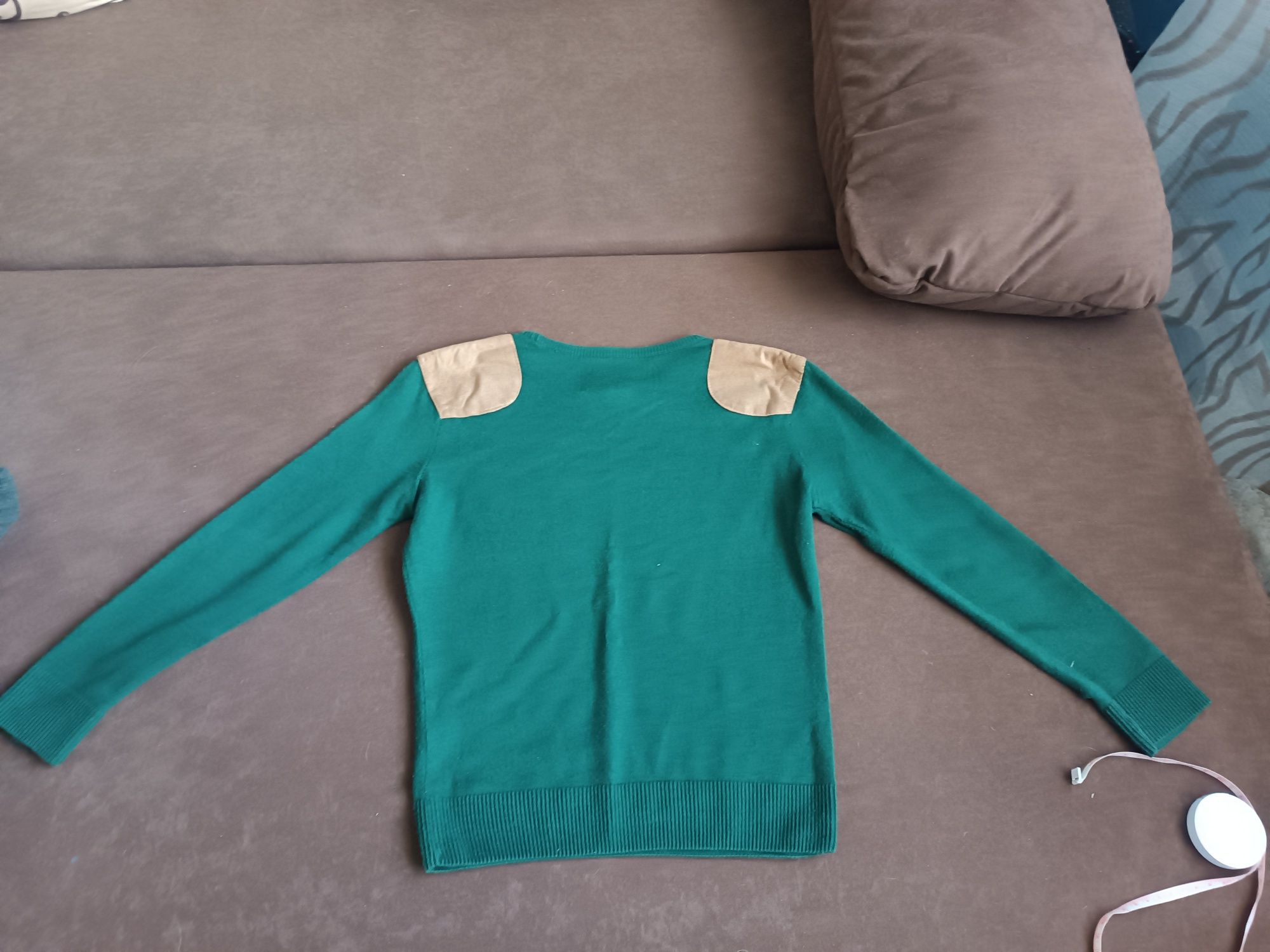 Piękny sweter zielony River Island 116