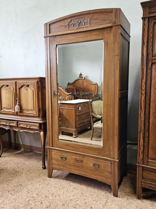 Stara szafa Secesyjna Bieliźniarka z półkami i lustrem