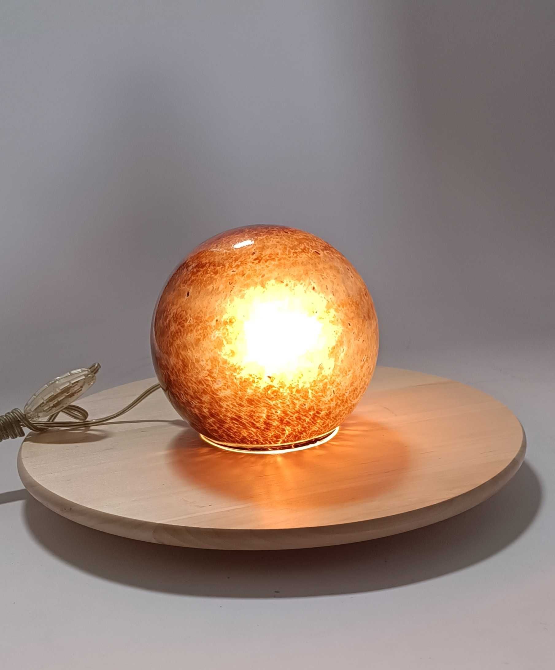 Candeeiro de mesa Globo | preto/castanho