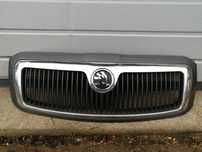 Grill Skoda Superb 1 kod 9152