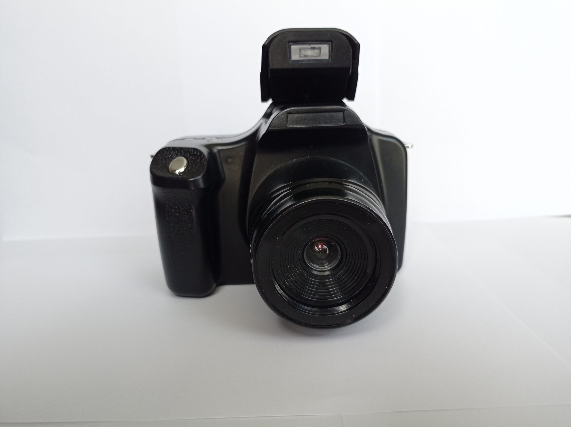 Digital Camera Zoom