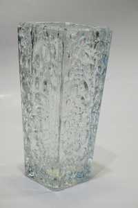 Mały wazon, krople rosy Hortensja Eryka Trzewik-Drost