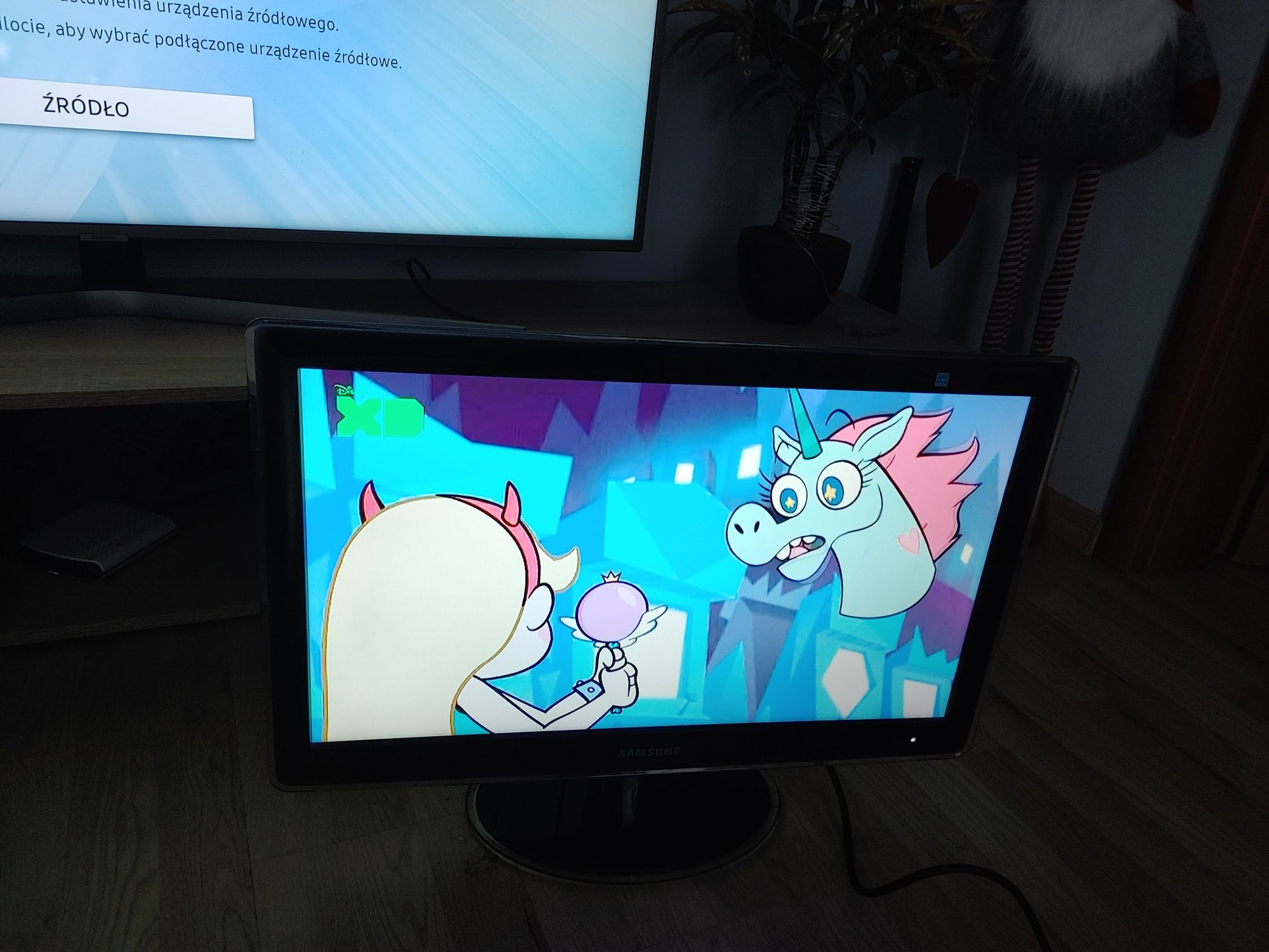 Tv led 19 cali wbudowane dvbt do zakładu karnego