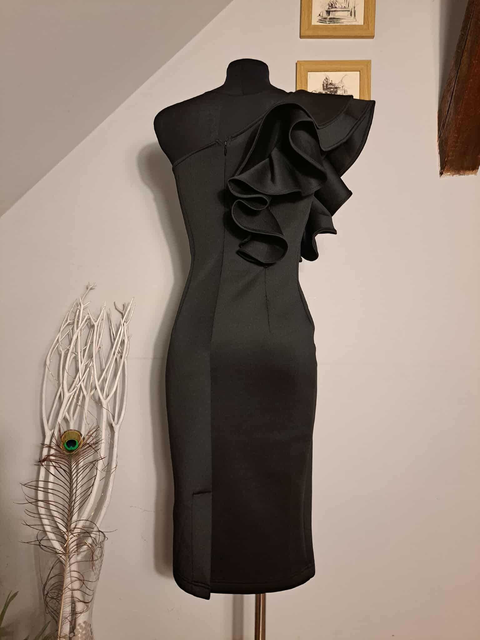 Czarna Sukienka Z Rękawem Hiszpańskim Ruffle, Rozmiar S, Elegancka,