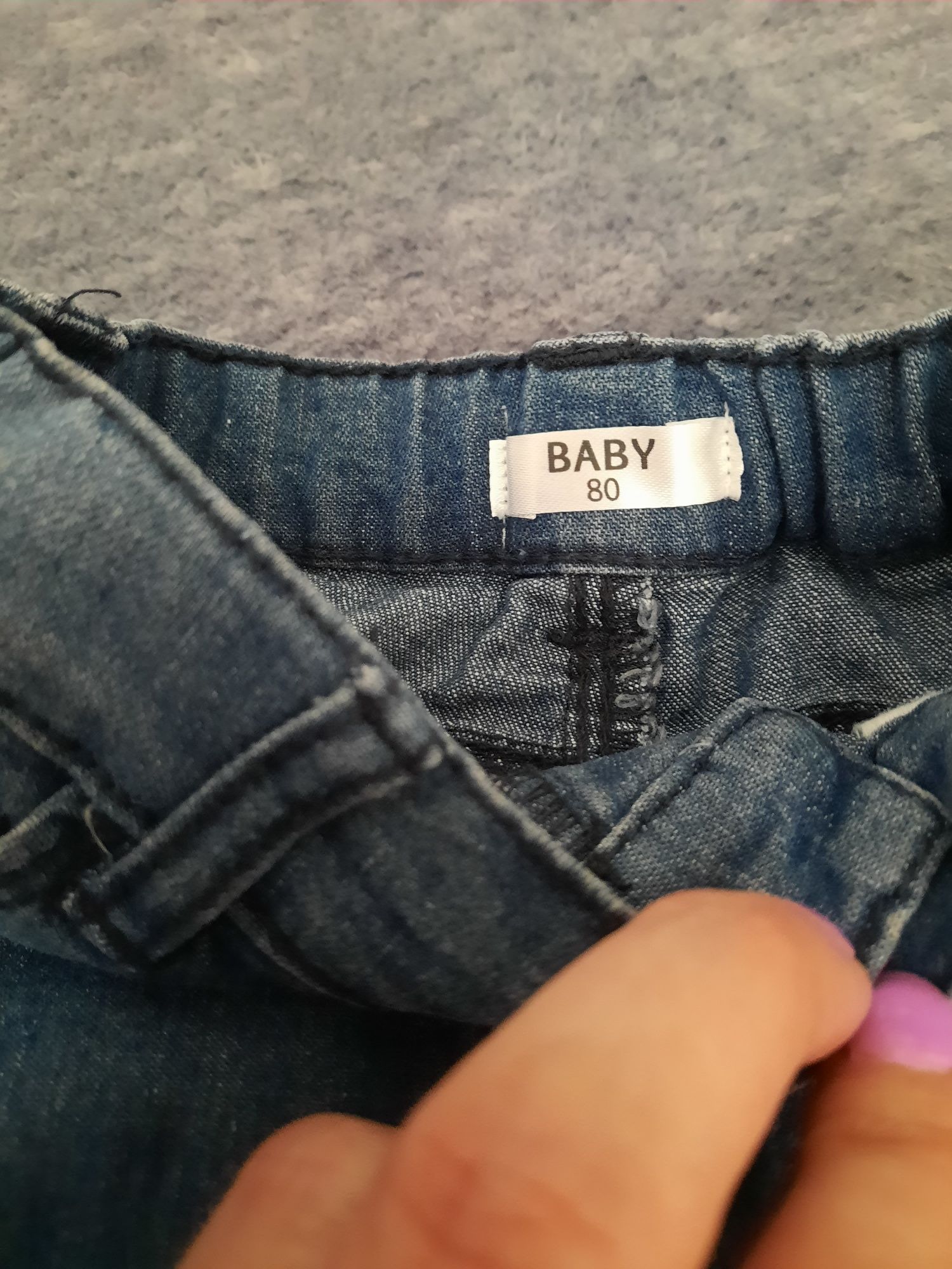 Spodnie jeansowe niemowlęce