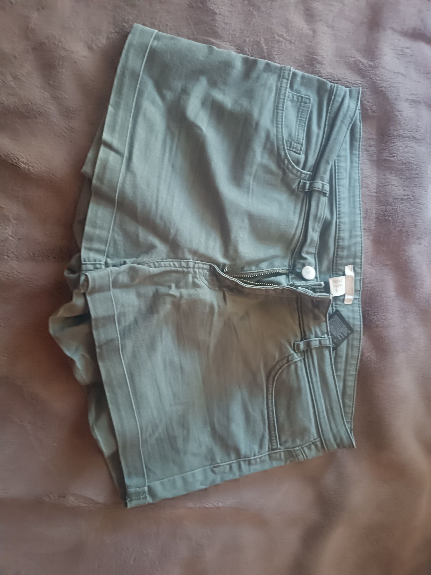 Spodenki jeansowe