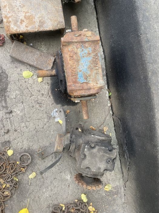 Продам редуктор угловий і Т образний