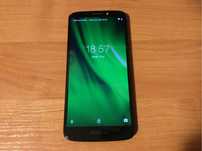Motorola Moto G6 Play, ładowarka i etui