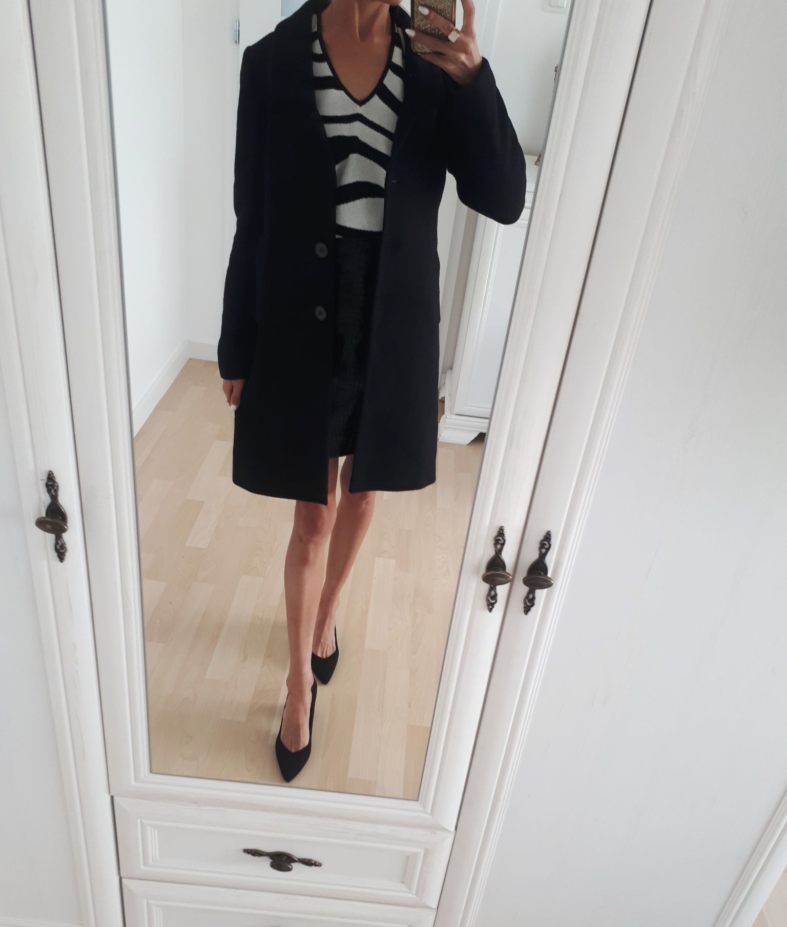 Czarny płaszcz Zara S
