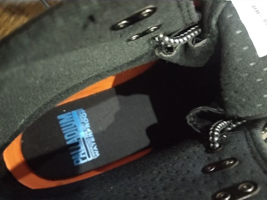 Ботинки 43 розмір