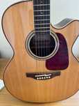 Guitarra como nova