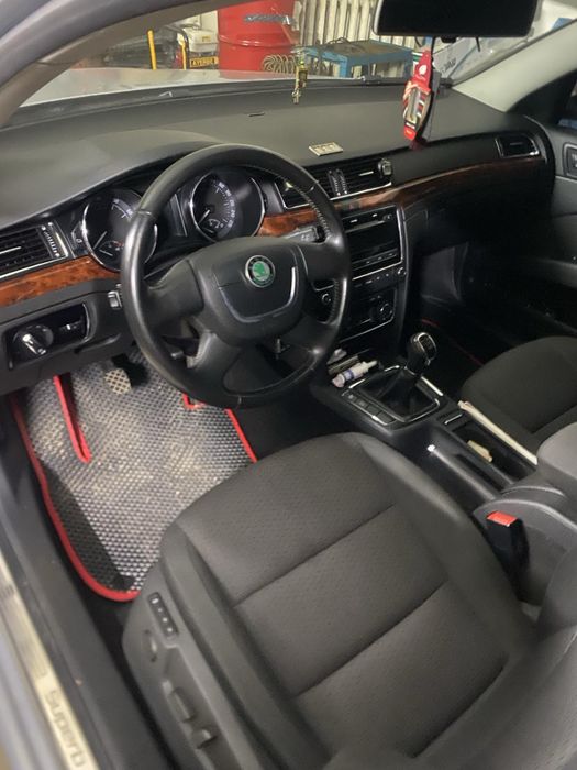 Škoda Superb 2009. 72.000км