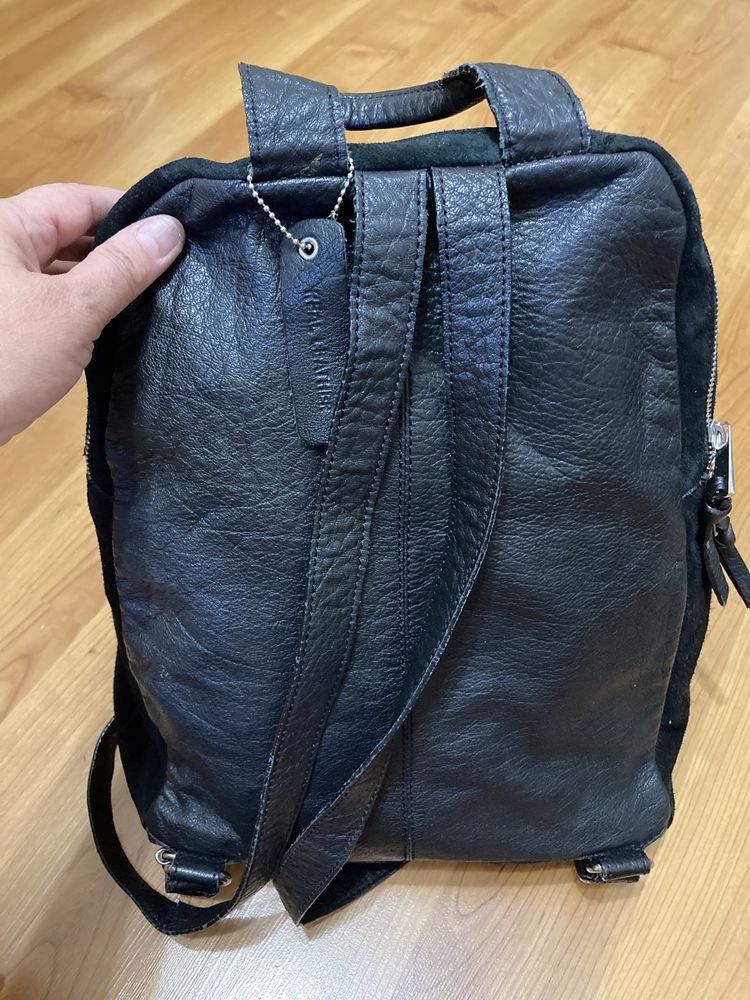 Рюкзак STOM LEATHER натуральная кожа +замша в хорошем состоянии .