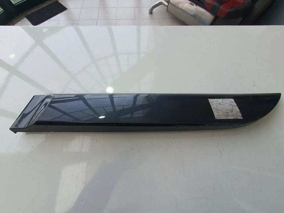 FRISO TRAS ESQUERDO RENAULT MEGANE III / 828779064R