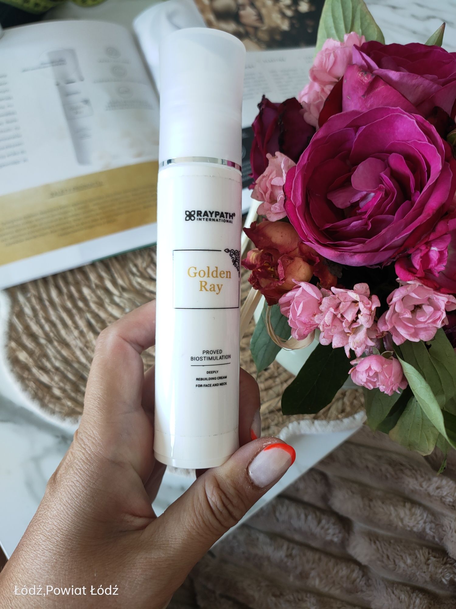 Kremowe serum do twarzy szyi i dekoltu Raypath