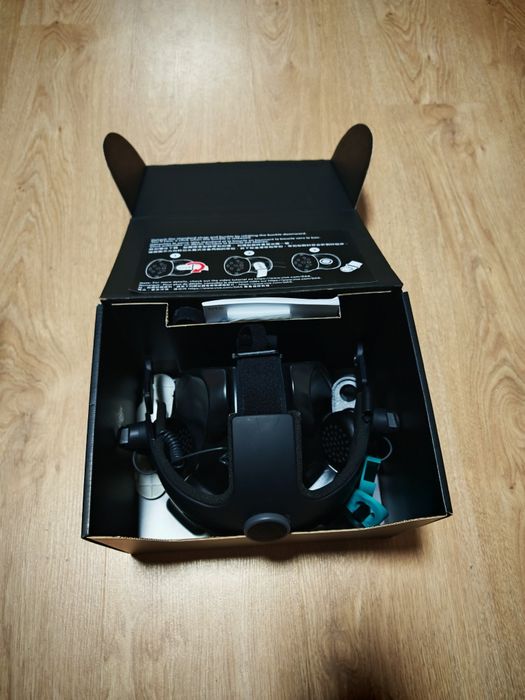 Кріплення HTC Vive Deluxe Audio з перехідниками до Meta Quest 2, 3