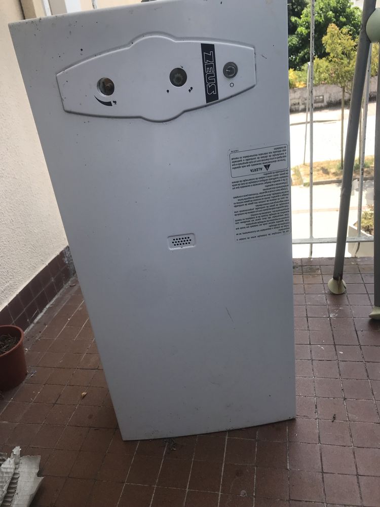 Esquentador a gás zeus