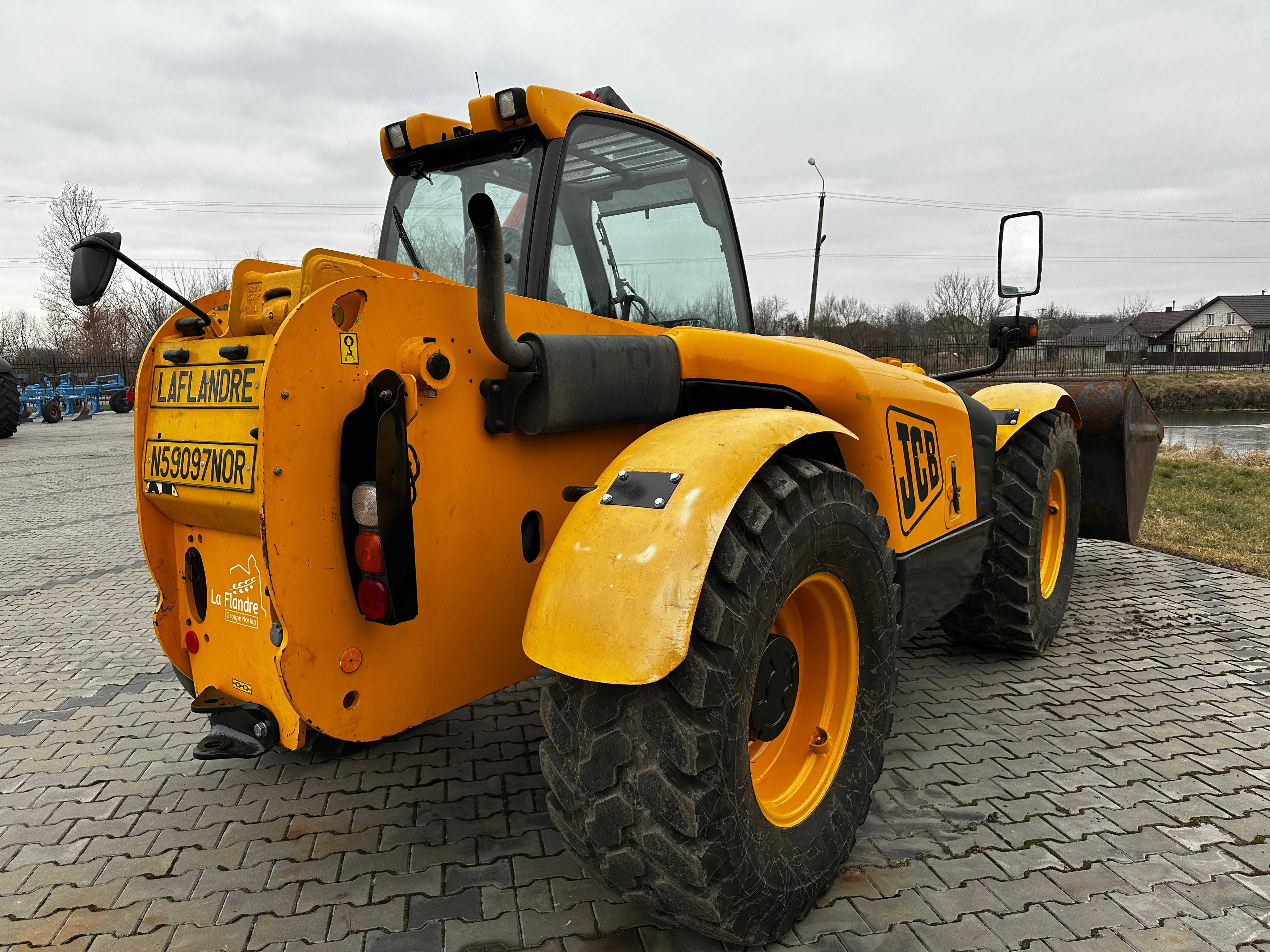 Телескопічний навантажувач (навантажувач) JCB 530 2004 року GA
