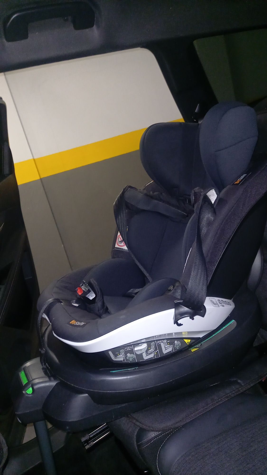 Cadeira BeSafe Izi Modular + base isofix