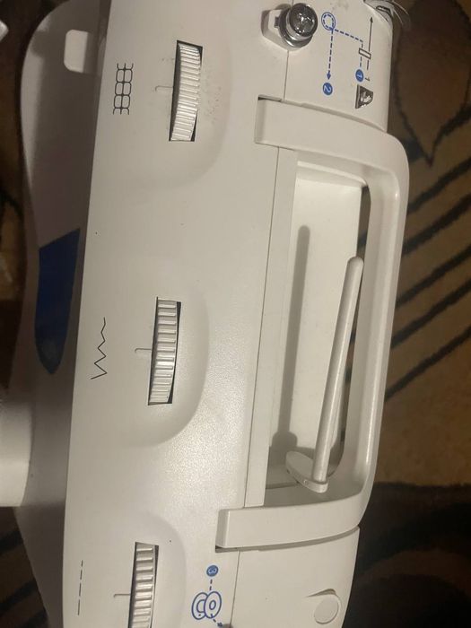 Електромеханічна Швейна машина Singer Serenade M320L