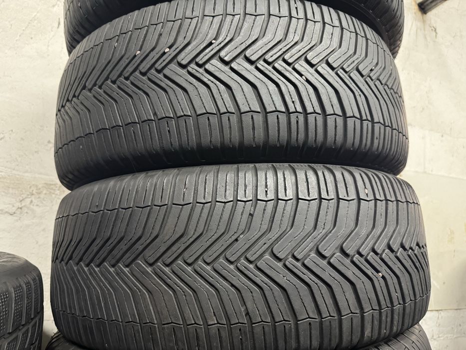 шини б.у зима 215/55 R17 Michelin Cross Climate M+S склад шин