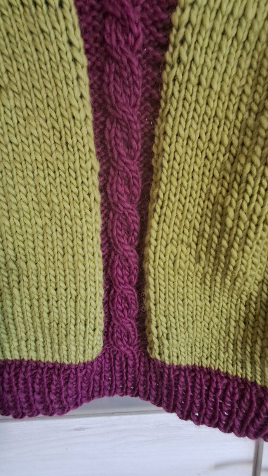 Piękny sweter z wełny 100% peruwianskiej. Handmade.