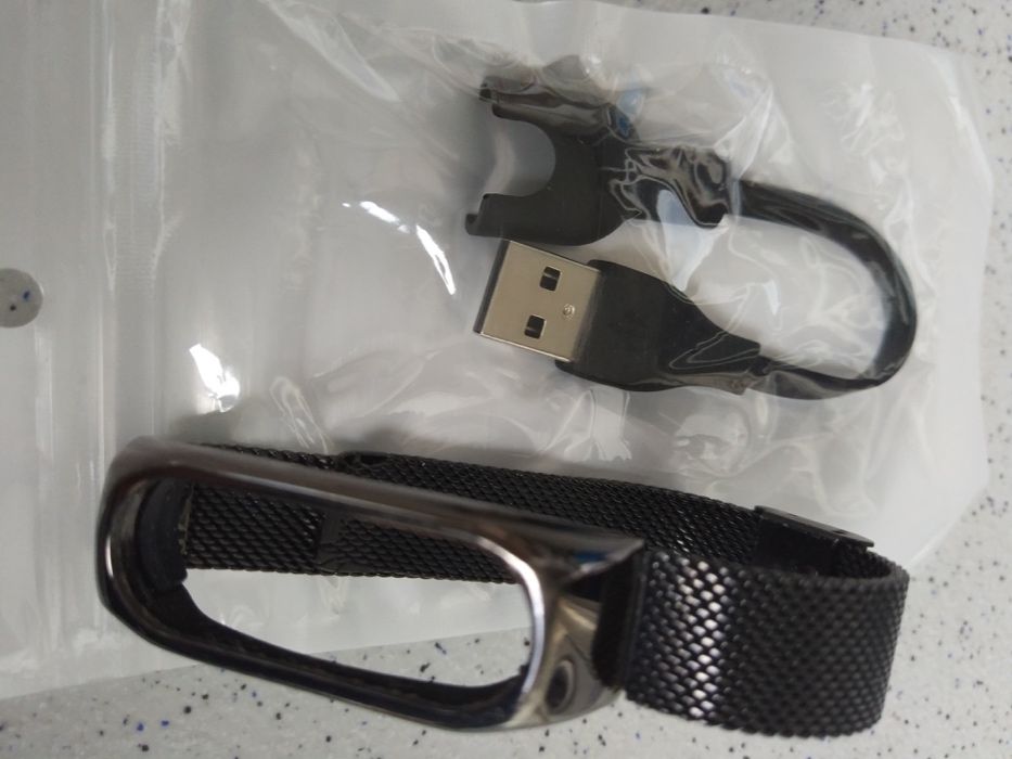 Pulseira metálica e cabo USB - MI Band 2