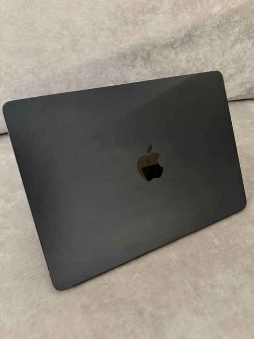 Macbook m2 13 2022 512gb