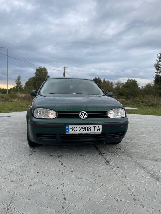 Volkswagen Golf 4