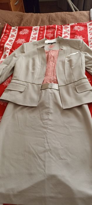 .Продам жіночий костюм ,
