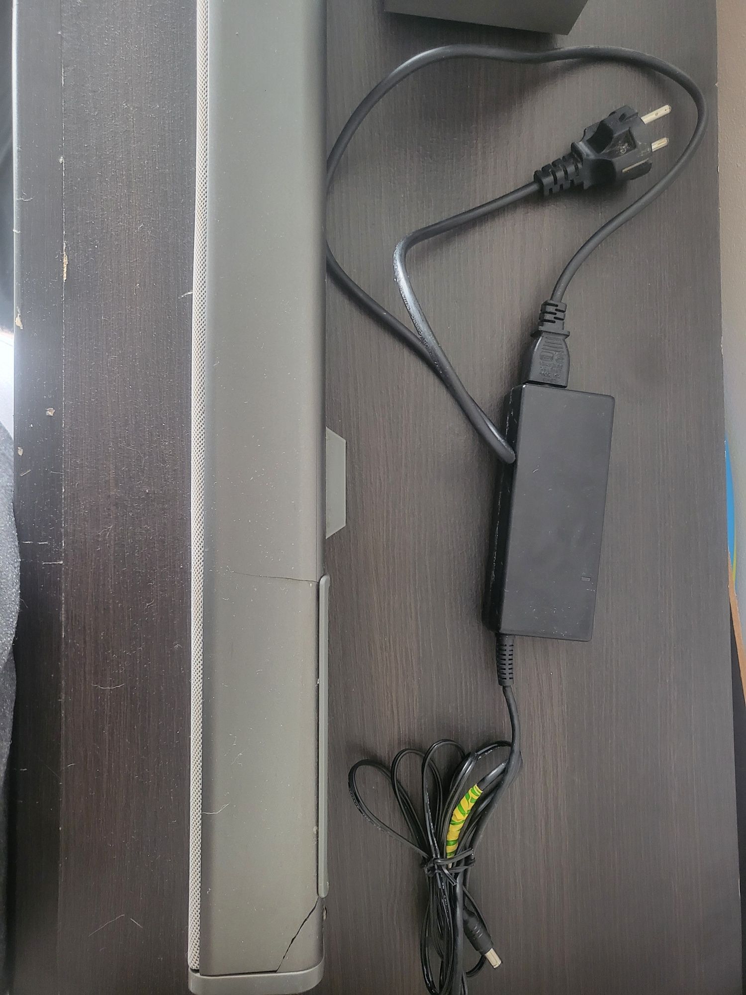Soundbar thomson mod: SB255BT