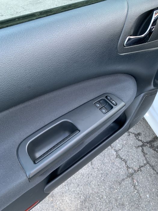 Skoda Octavia Tour 2009 1.6