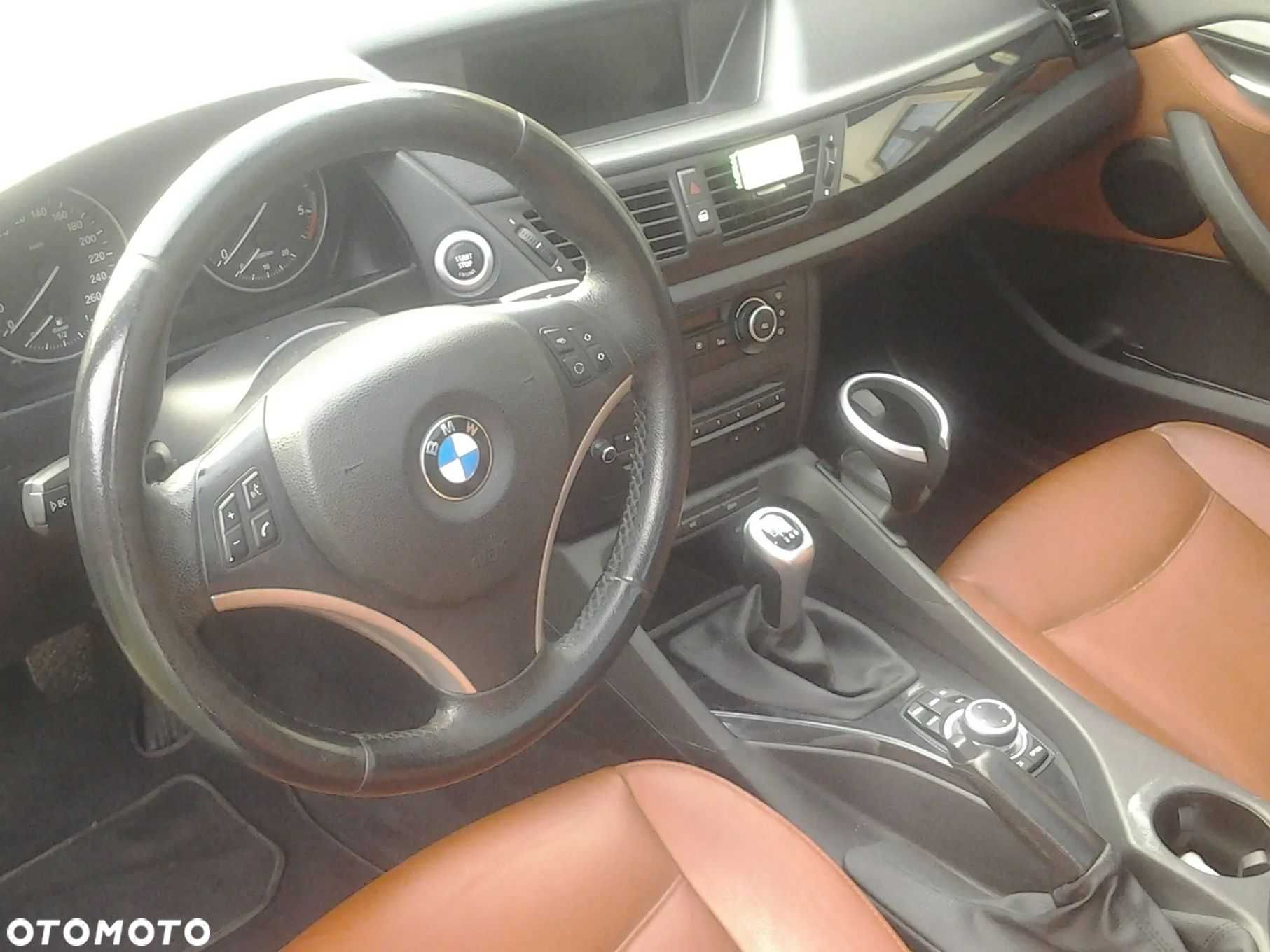 BMW X1, panorama, rude skóry, duża nawi alu 18 bezwypadkowy biały 2.0D