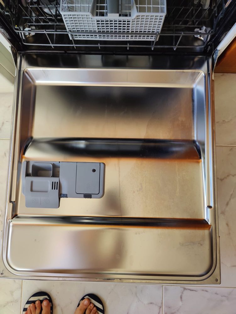 Máquina de loiça Whirlpool