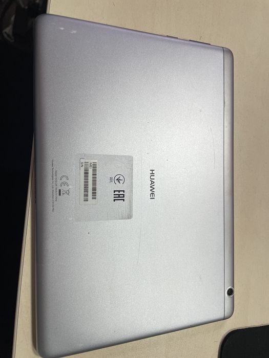 Планшет Huawei MediaPad T3 10 2/16 4g lte