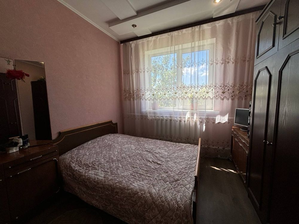 Будинок з літньою кухнею, альтанкою та фруктовим садом, 15 соток